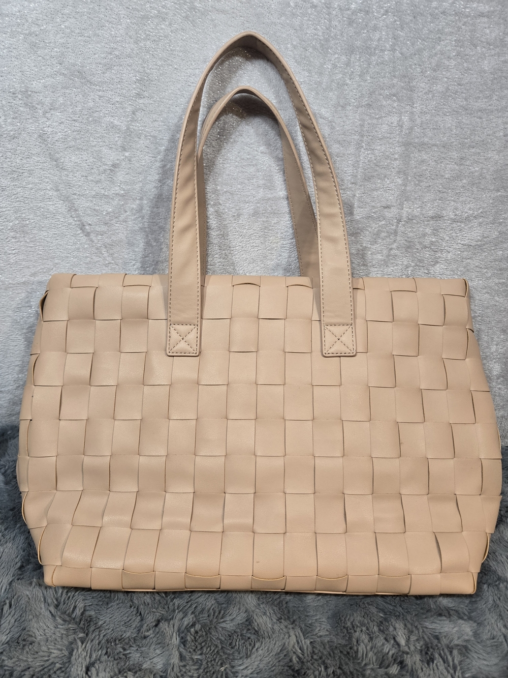 Woven Carryall Tote in Nude